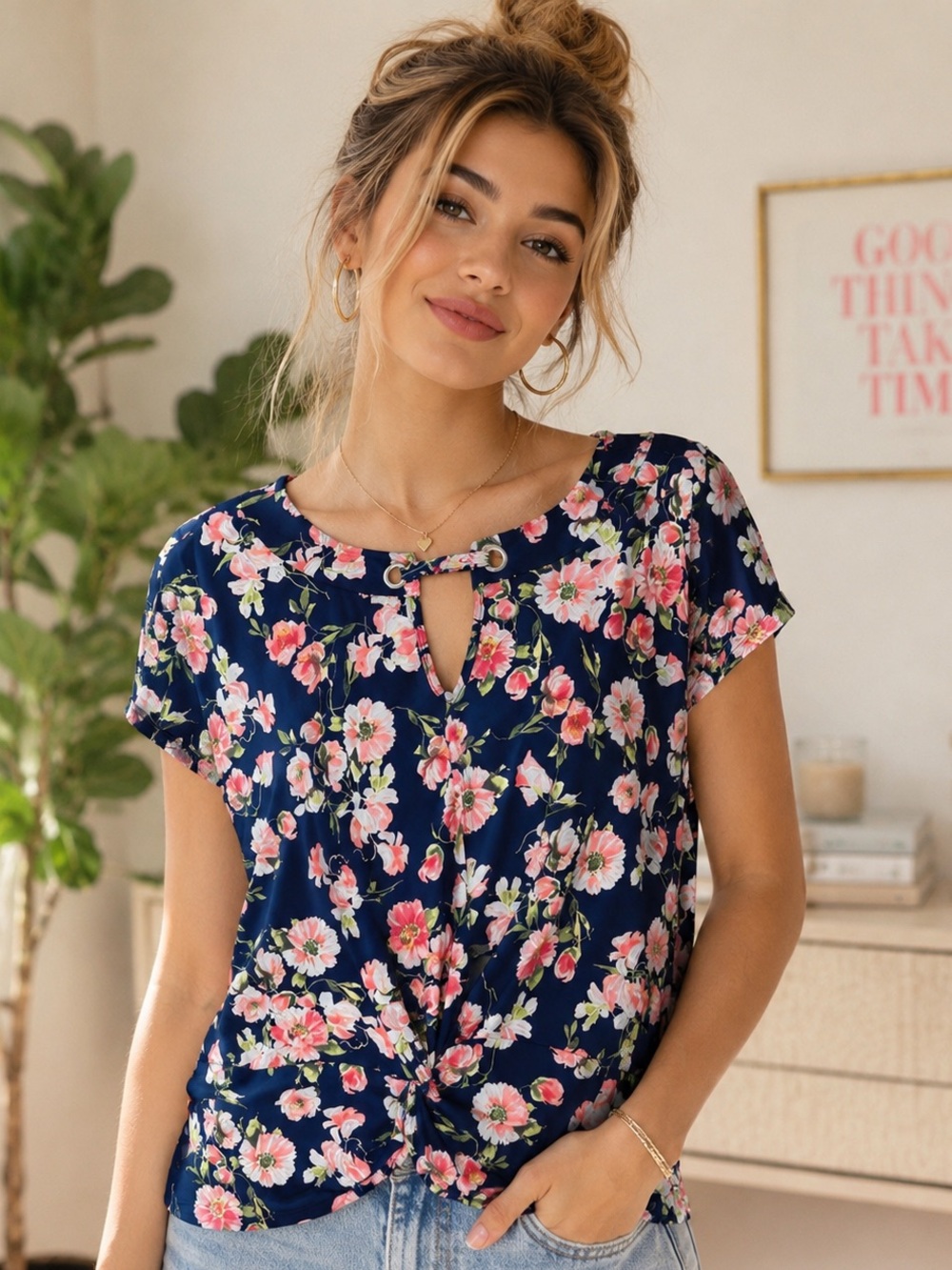 Emi & Joe Navy Floral Twist Front Keyhole Blouse Short Sleeve Women’s Top Office